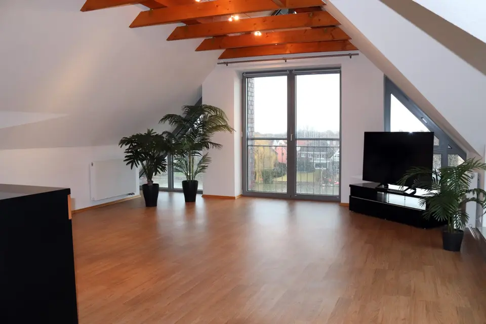 3 Zimmer Wohnung mit 95 m² in Leer – Bild 1