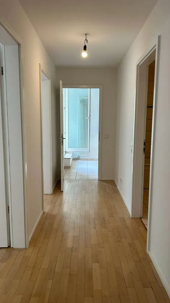 2 Zimmer Wohnung mit 69 m² in Berlin – Bild 7