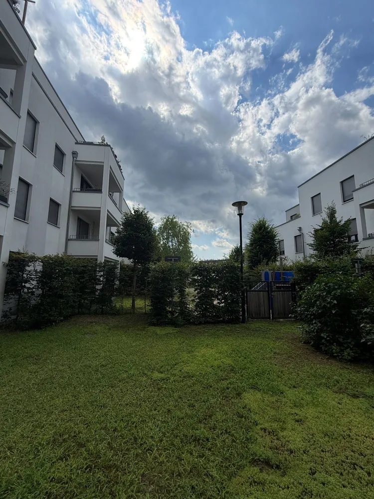 3 Zimmer Wohnung mit 93 m² in Berlin – Bild 2