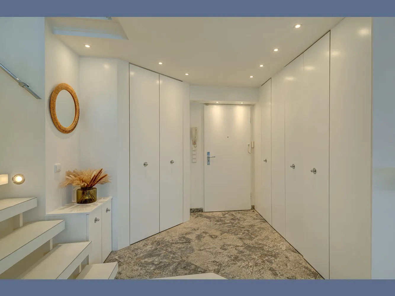 3 Zimmer Wohnung mit 103 m² in München – Bild 2