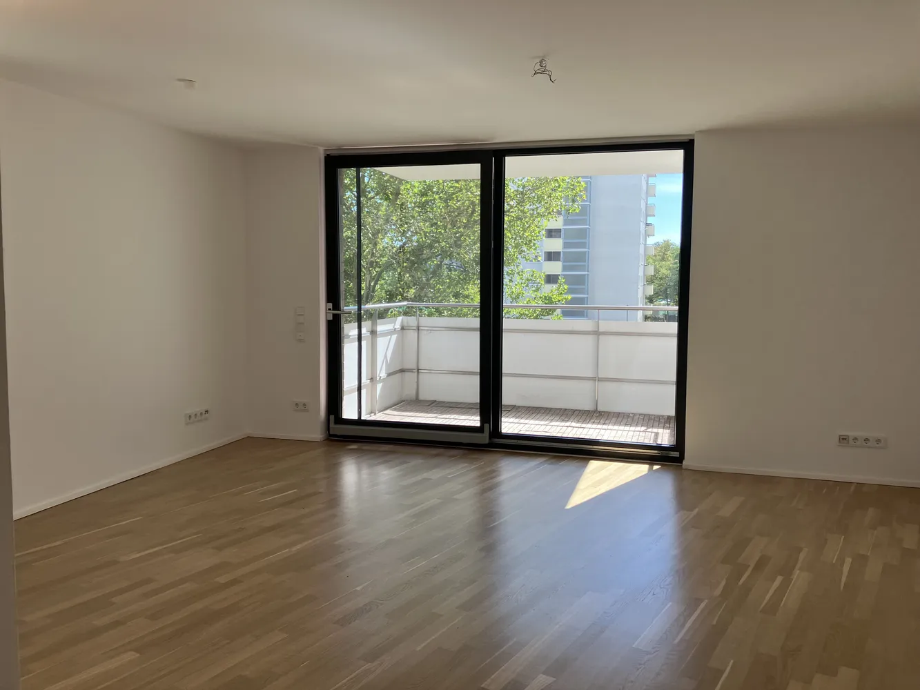 3 Zimmer Wohnung mit 78 m² in Frankfurt am Main – Bild 1