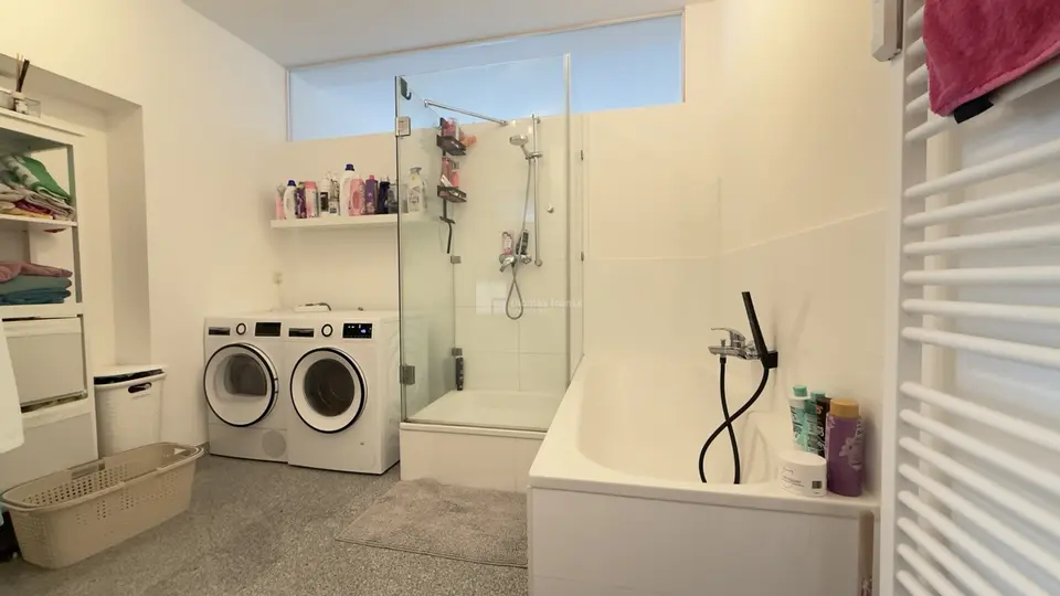 4 Zimmer Wohnung mit 113 m² in Schwerin – Bild 9