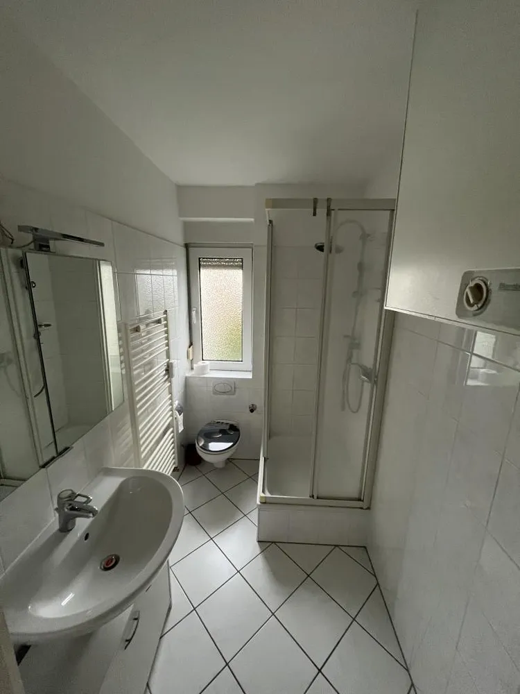 2 Zimmer Wohnung mit 40 m² in Detmold – Bild 4