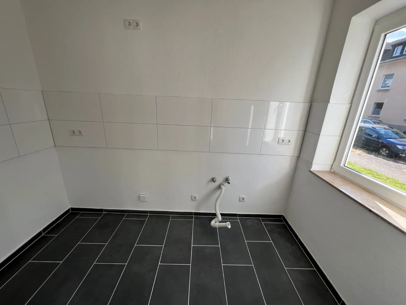 4 Zimmer Wohnung mit 48 m² in Düsseldorf – Bild 3