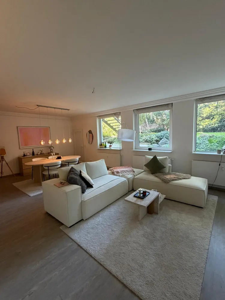 2 Zimmer Wohnung mit 105 m² in Frankfurt am Main – Bild 2