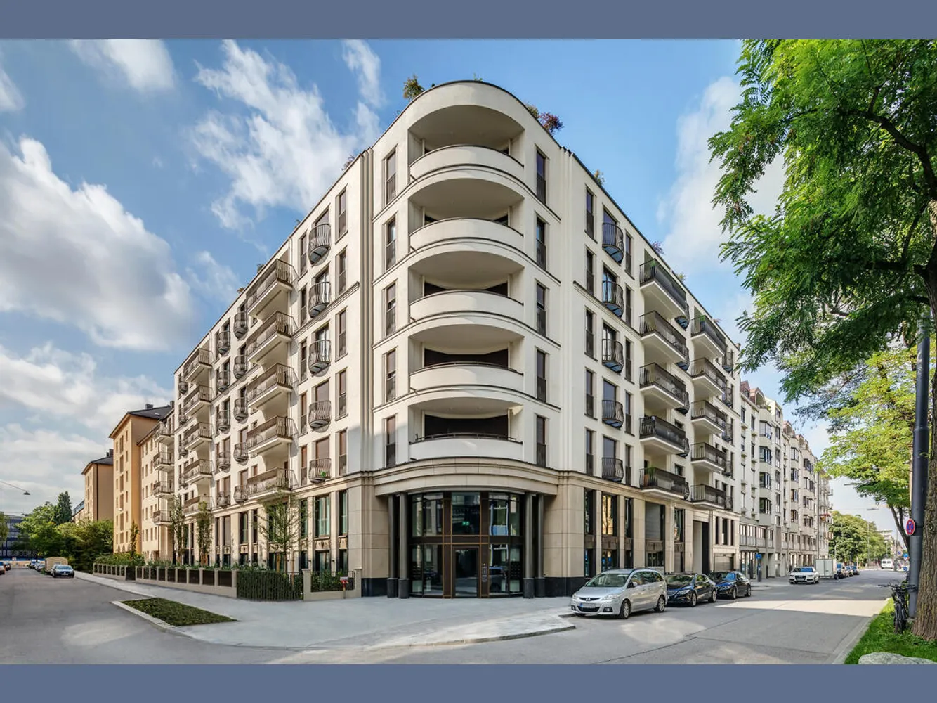 1 room apartment with 39 m² in Munich – Photo 4