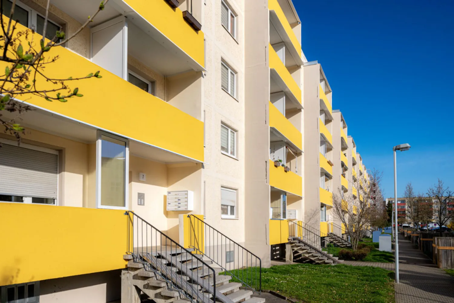 3 Zimmer Wohnung mit 57 m² in Halle (Saale) – Bild 1