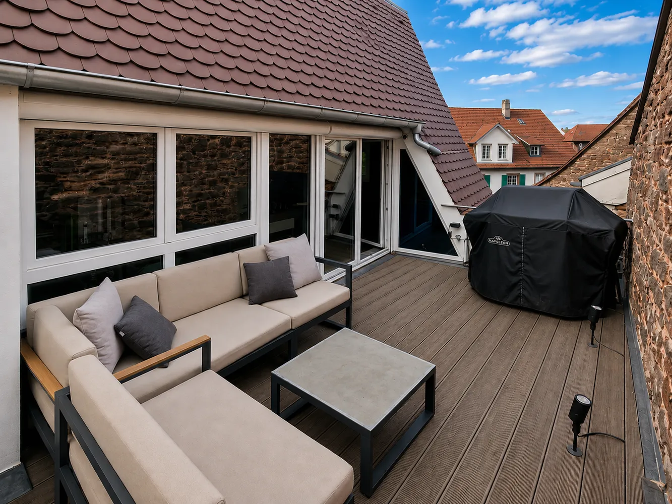 2 Zimmer Wohnung mit 83 m² in Karlsruhe – Bild 1