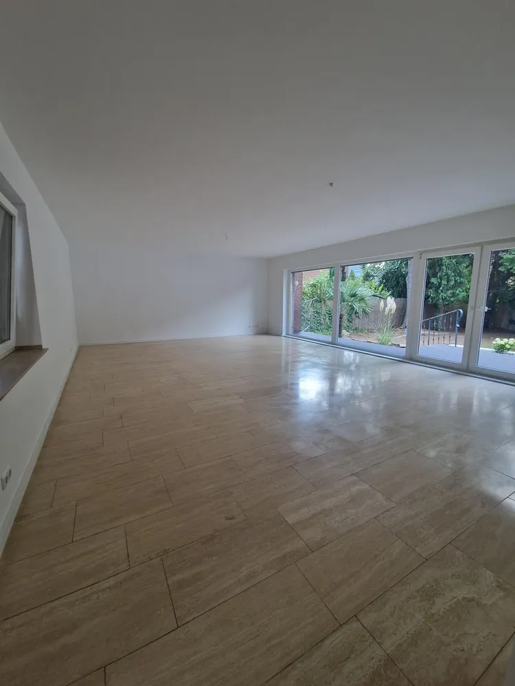6 Zimmer Wohnung mit 156 m² in Duisburg – Bild 5