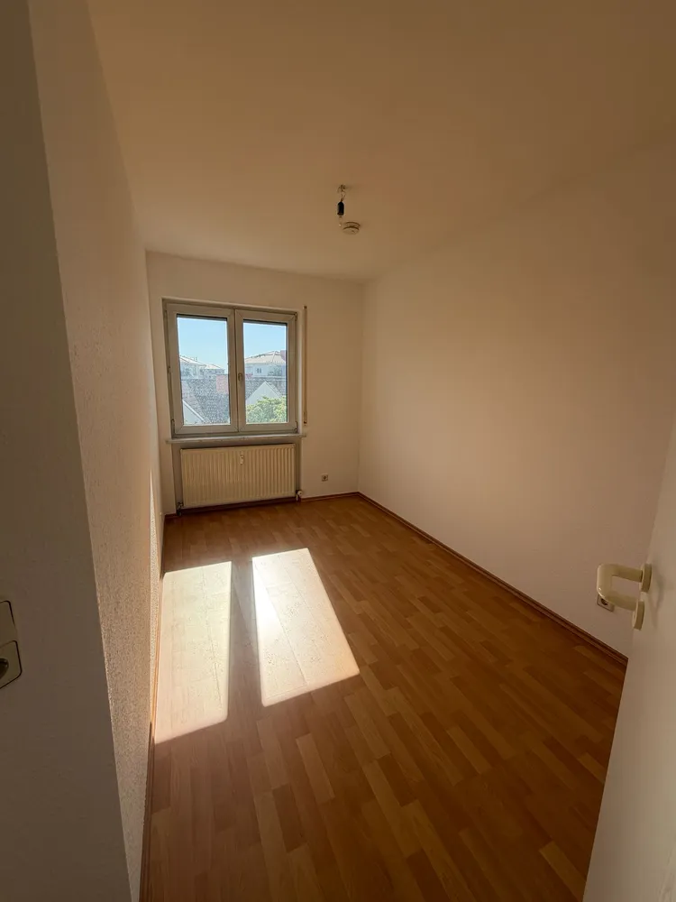 3 room apartment with 72 m² in Dietzenbach – Photo 3