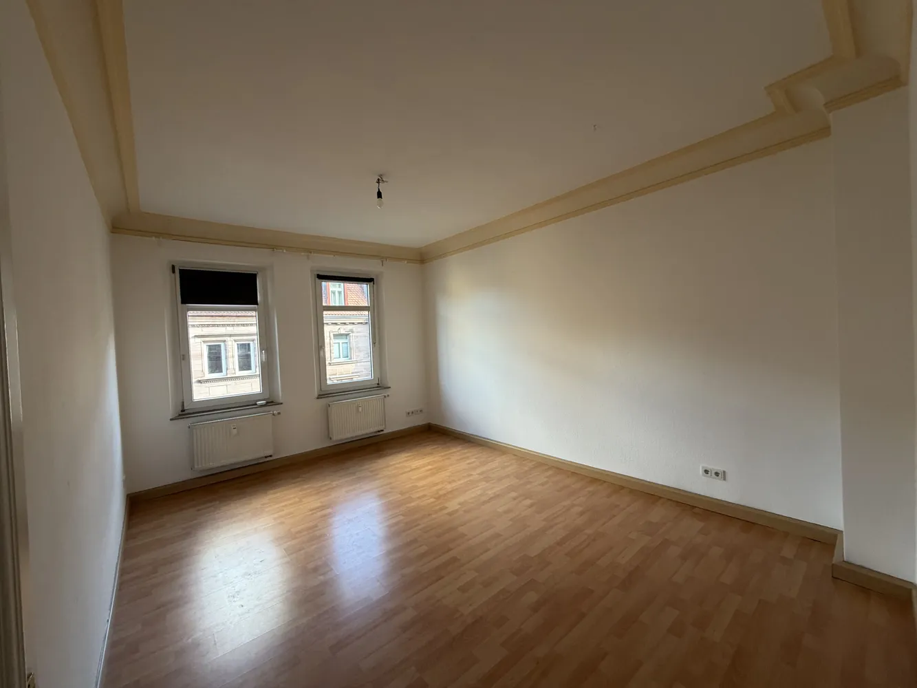 4 Zimmer Wohnung mit 93 m² in Nürnberg – Bild 1