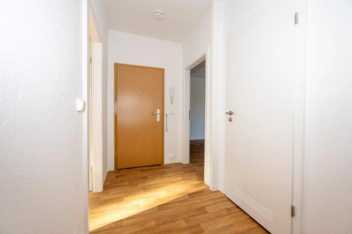2 room apartment with 58 m² in Magdeburg – Photo 8