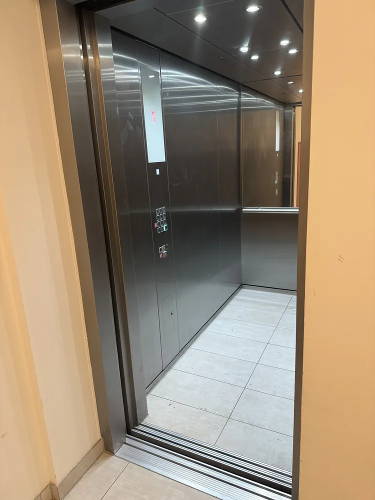 2 Zimmer Wohnung mit 42 m² in München – Bild 4