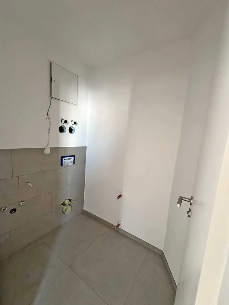 4 Zimmer Wohnung mit 145 m² in Frankfurt am Main – Bild 8