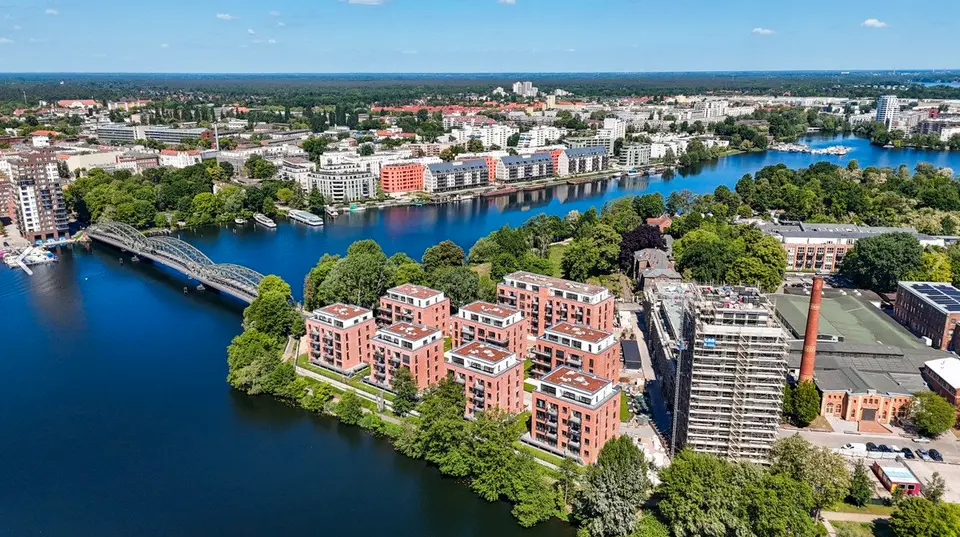 8 Zimmer Wohnung mit 280 m² in Berlin – Bild 8