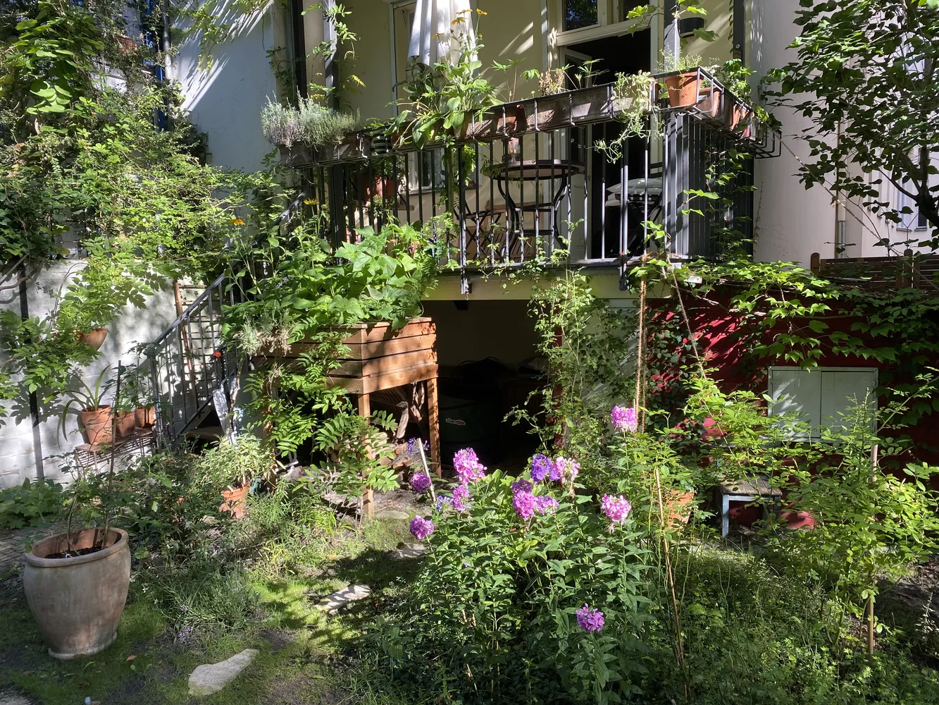 7 Zimmer Wohnung mit 185 m² in Berlin – Bild 2