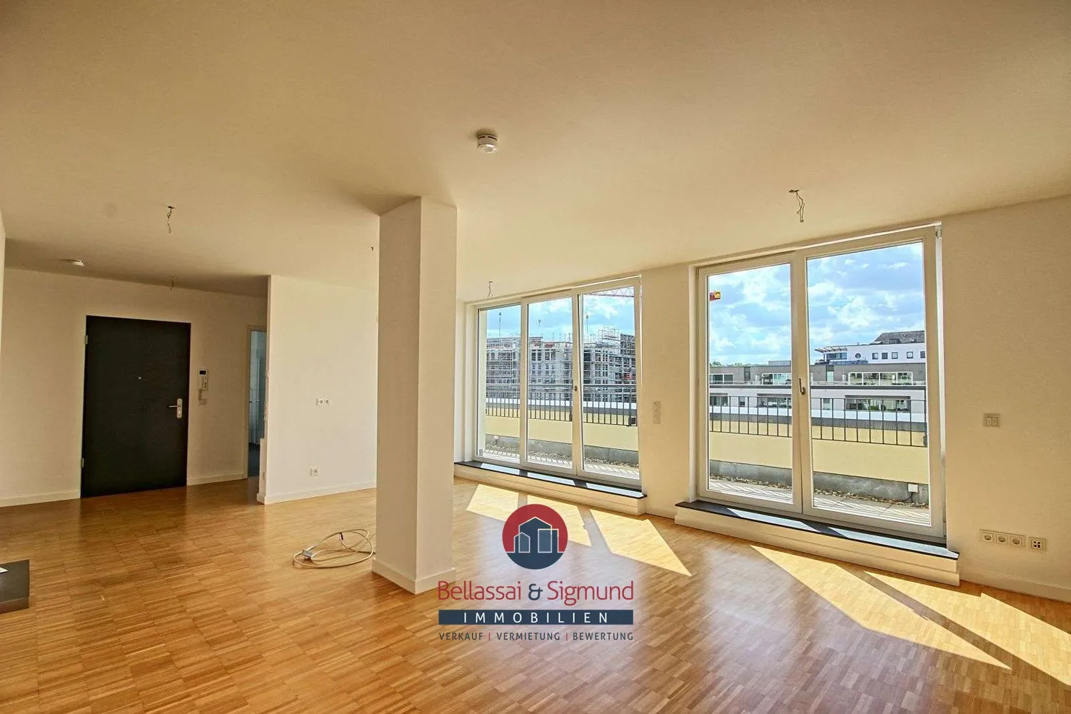 2 room apartment with 77 m² in Mülheim an der Ruhr – Photo 2
