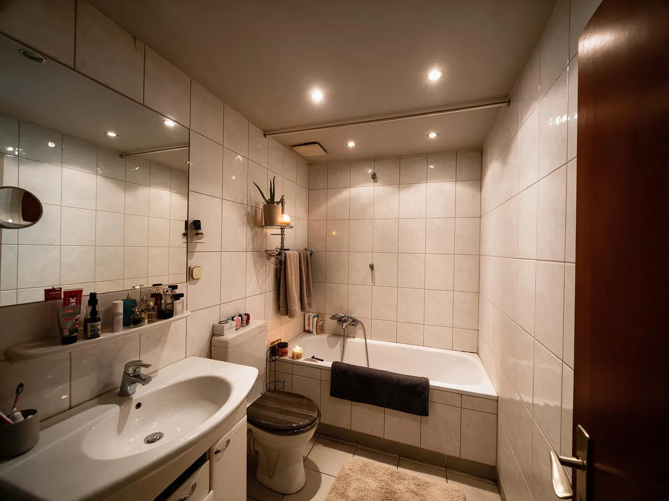 2 Zimmer Wohnung mit 55 m² in Köln – Bild 3