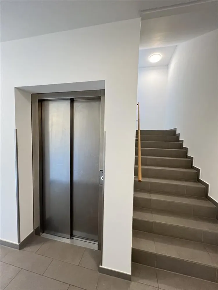 4 Zimmer Wohnung mit 108 m² in Hamburg – Bild 9