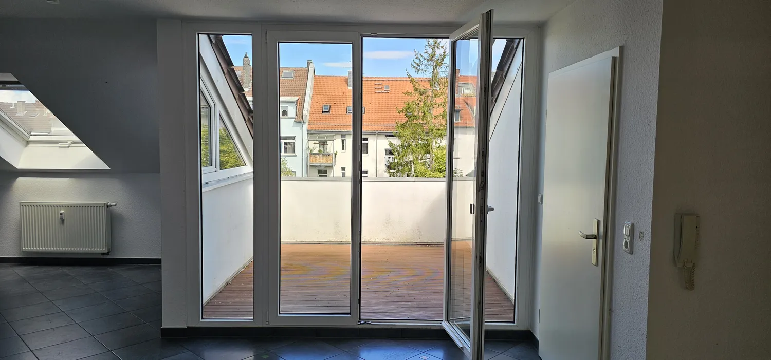 3 Zimmer Wohnung mit 98 m² in Darmstadt – Bild 2