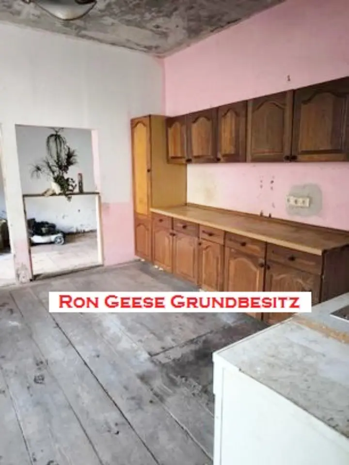 8 Zimmer Haus mit 300 m² in Köthen – Bild 1