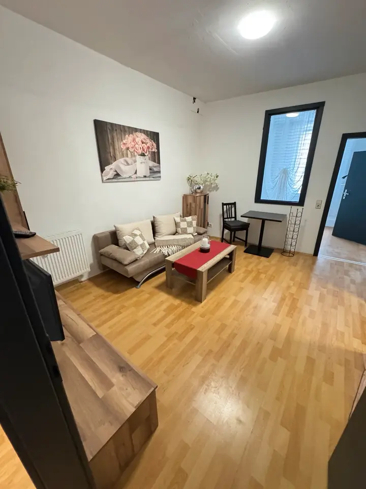 WG-Zimmer mit 60 m² in Coswig – Bild 1