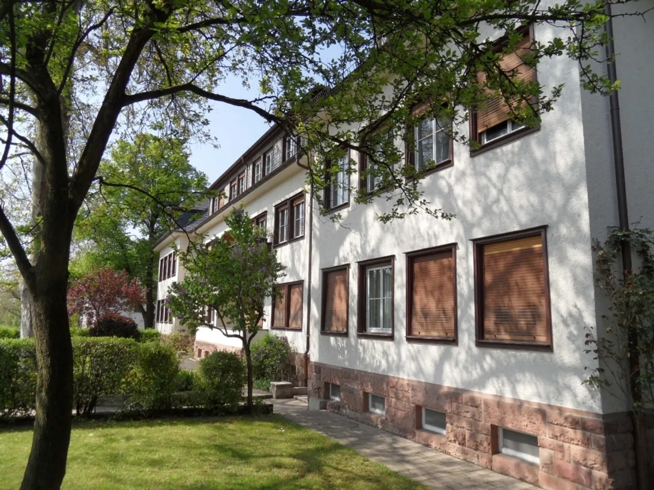 3 Zimmer Wohnung mit 75 m² in Wiesbaden – Bild 3