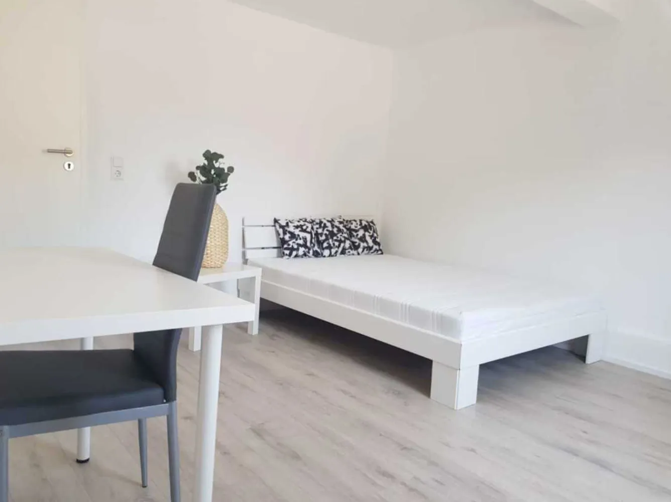 1 Zimmer Wohnung mit 15 m² in Stuttgart – Bild 6