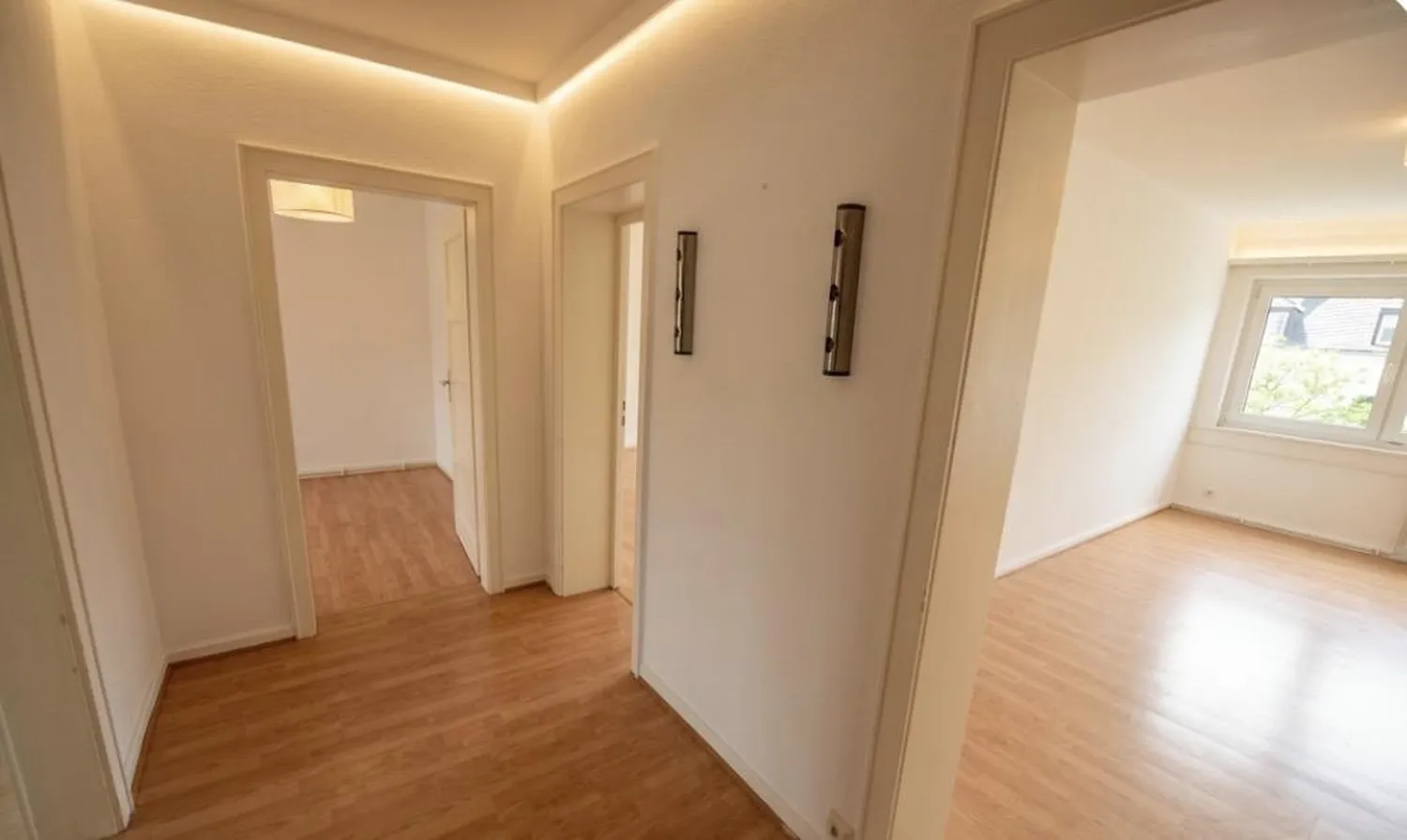 3 Zimmer Wohnung mit 80 m² in Wiesbaden – Bild 1