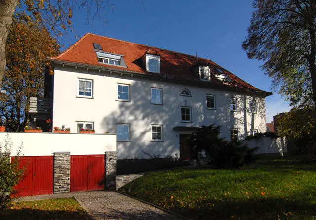 4 Zimmer Wohnung mit 114 m² in Zwickau – Bild 2