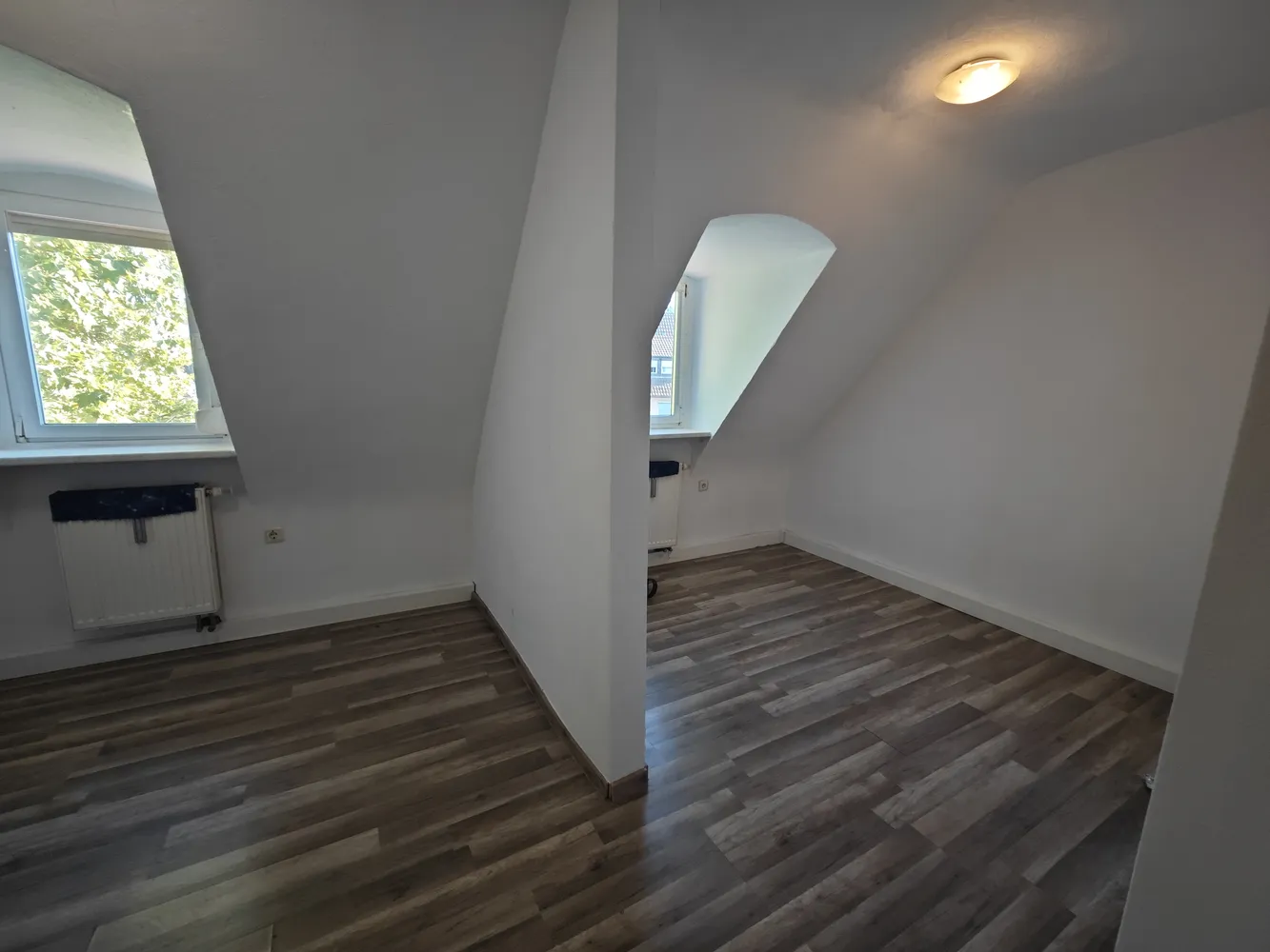 4 Zimmer Wohnung mit 47 m² in Stuttgart – Bild 1