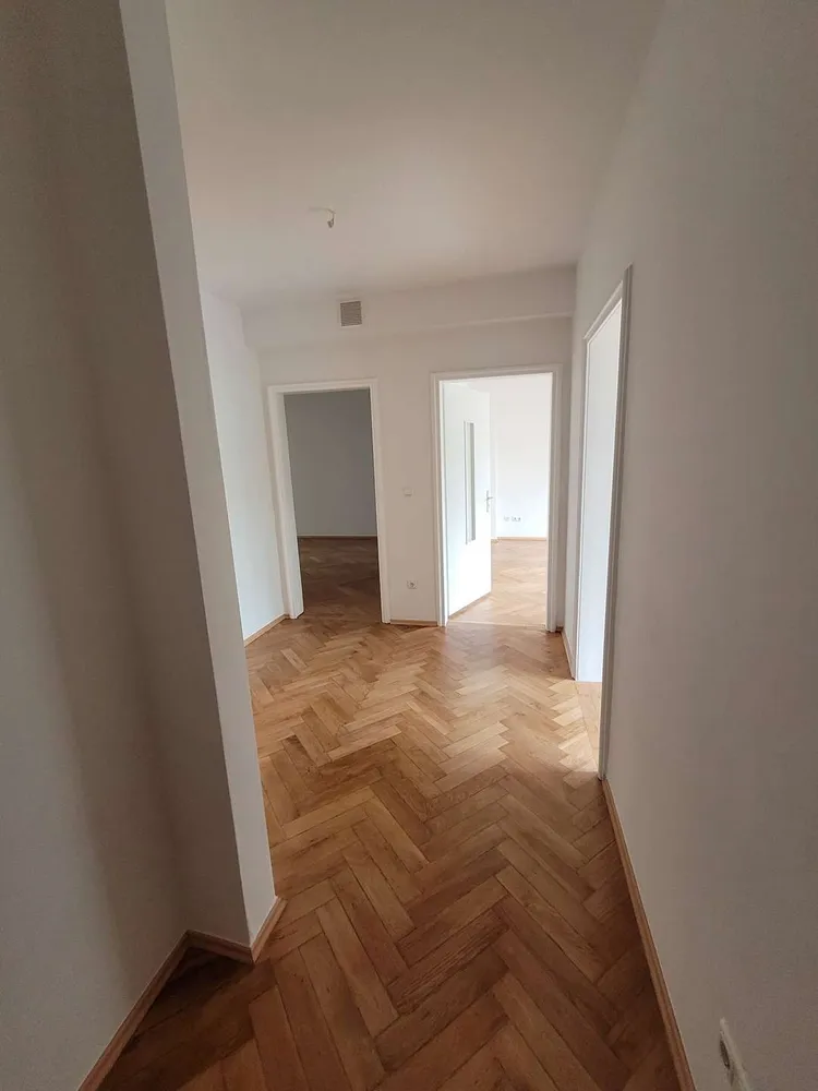3 Zimmer Wohnung mit 97 m² in Mönchengladbach – Bild 4