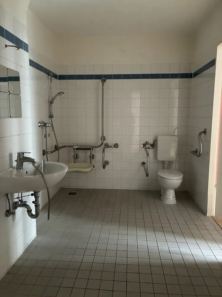 2 room apartment with 66 m² in Berlin – Photo 4