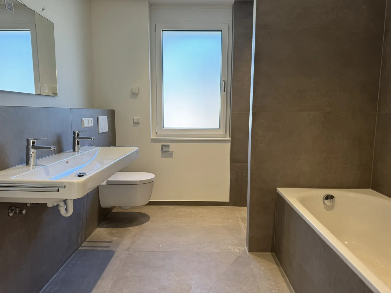 4 Zimmer Wohnung mit 110 m² in Freiburg im Breisgau – Bild 3