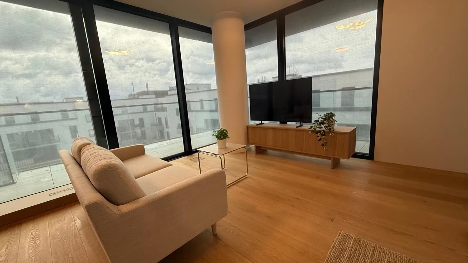 2 Zimmer Wohnung mit 63 m² in Frankfurt am Main – Bild 2