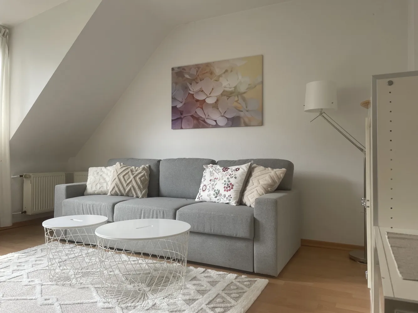 2 Zimmer Wohnung mit 55 m² in Düsseldorf – Bild 1