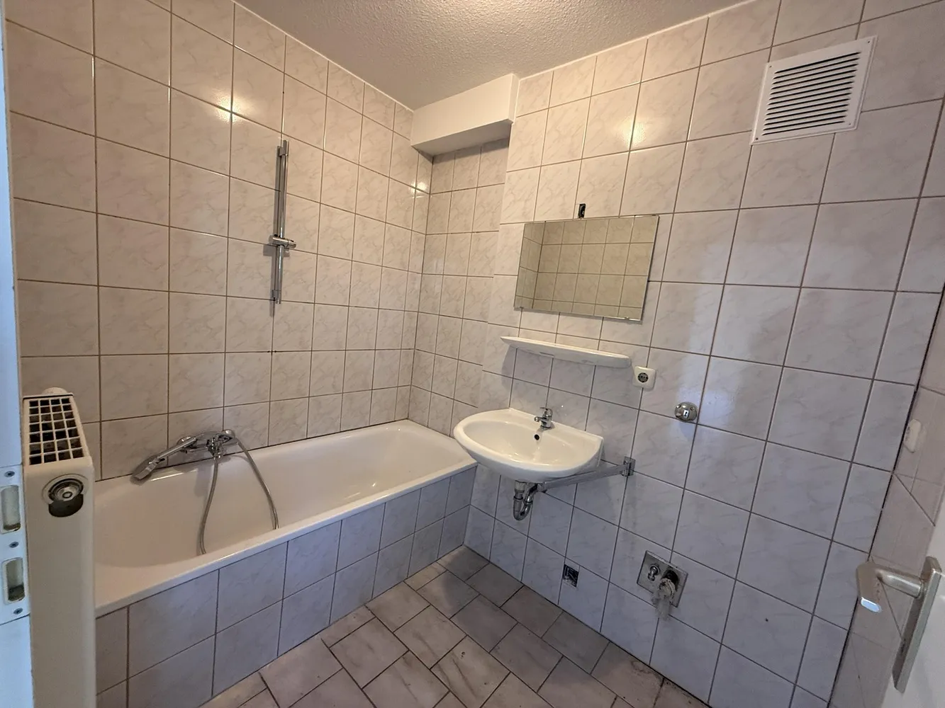 2 Zimmer Wohnung mit 60 m² in Nürnberg – Bild 7