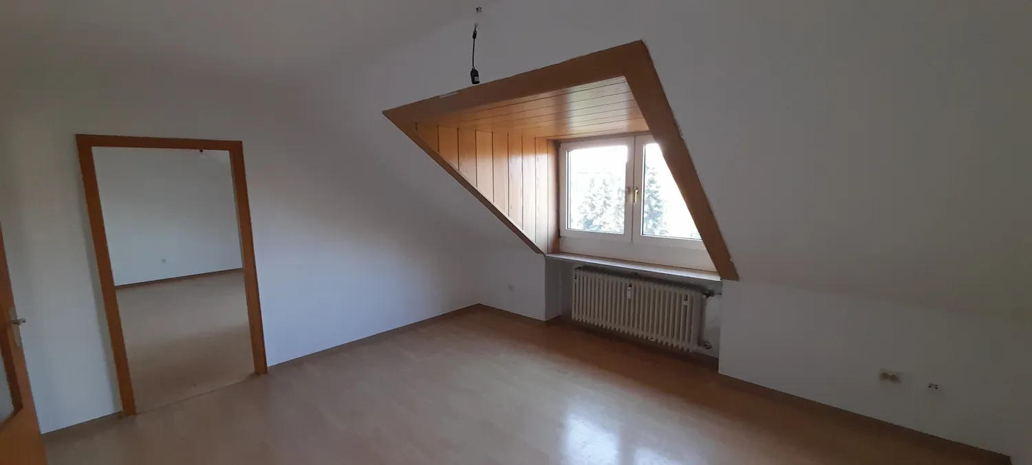 4 Zimmer Wohnung mit 78 m² in Duisburg – Bild 1