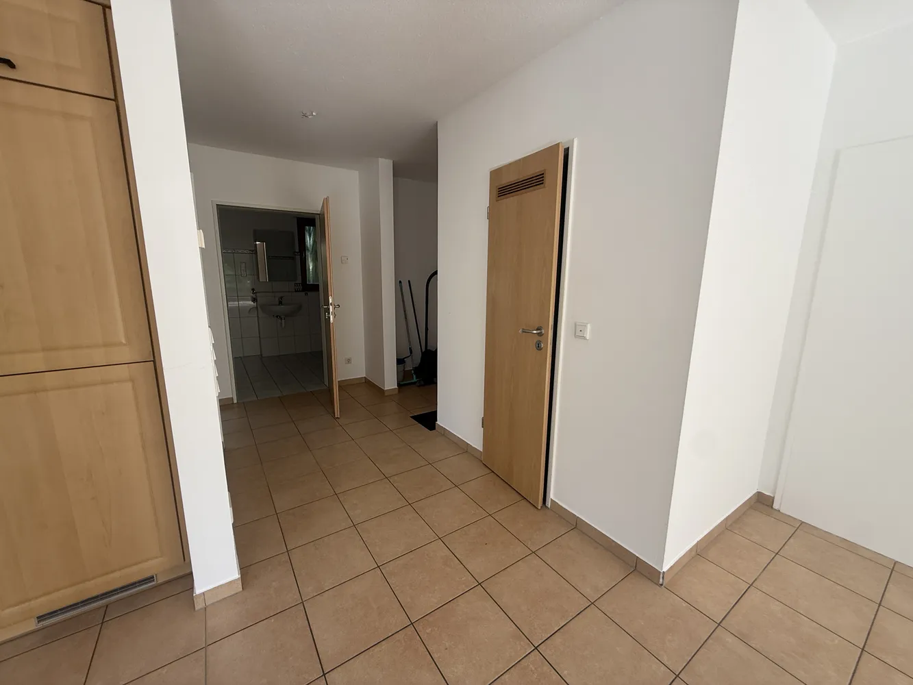 2 Zimmer Wohnung mit 77 m² in Aachen – Bild 6