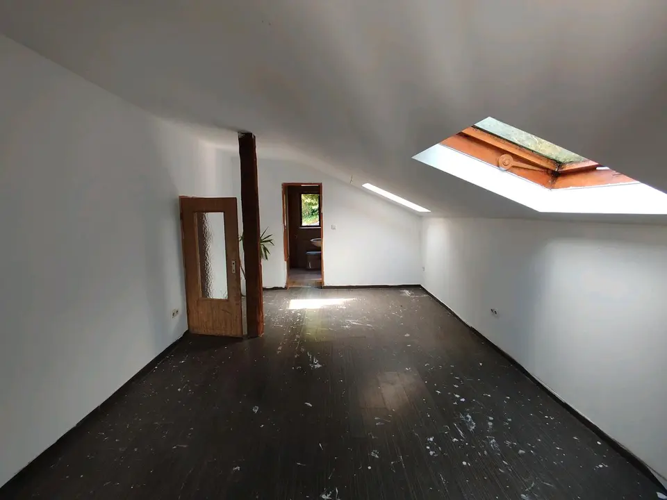 6 Zimmer Haus mit 135 m² in Würzburg – Bild 5