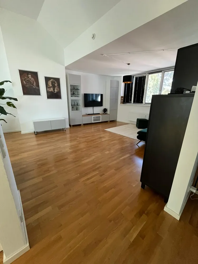 2 Zimmer Wohnung mit 90 m² in Berlin – Bild 9
