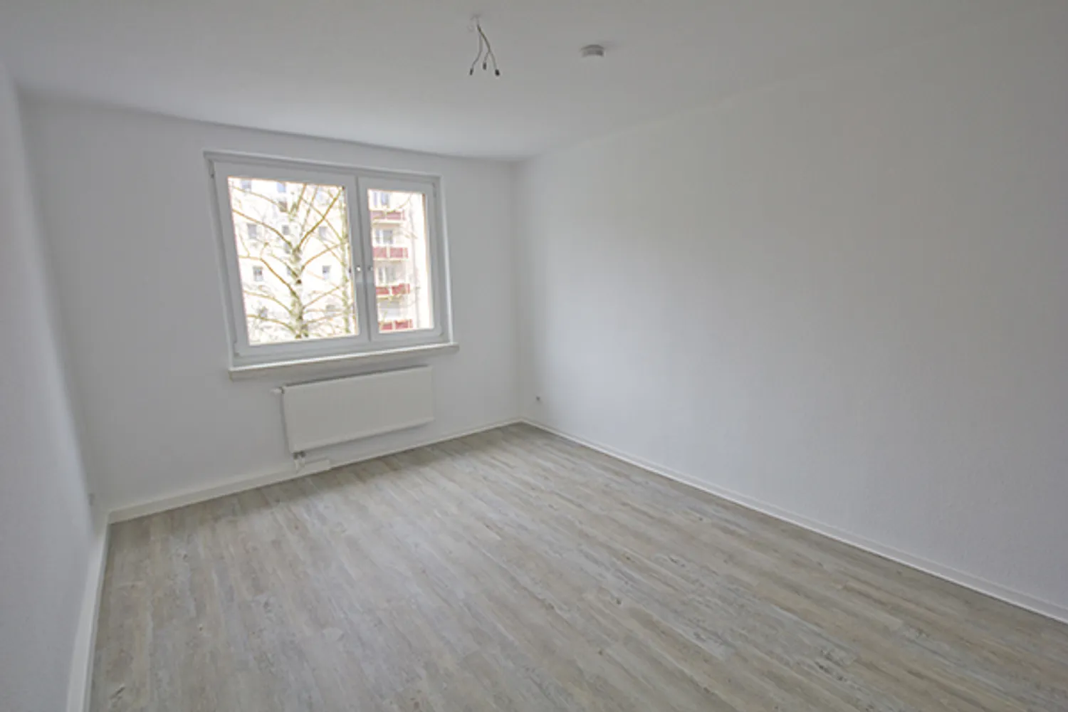 2 Zimmer Wohnung mit 49 m² in Halle (Saale) – Bild 7