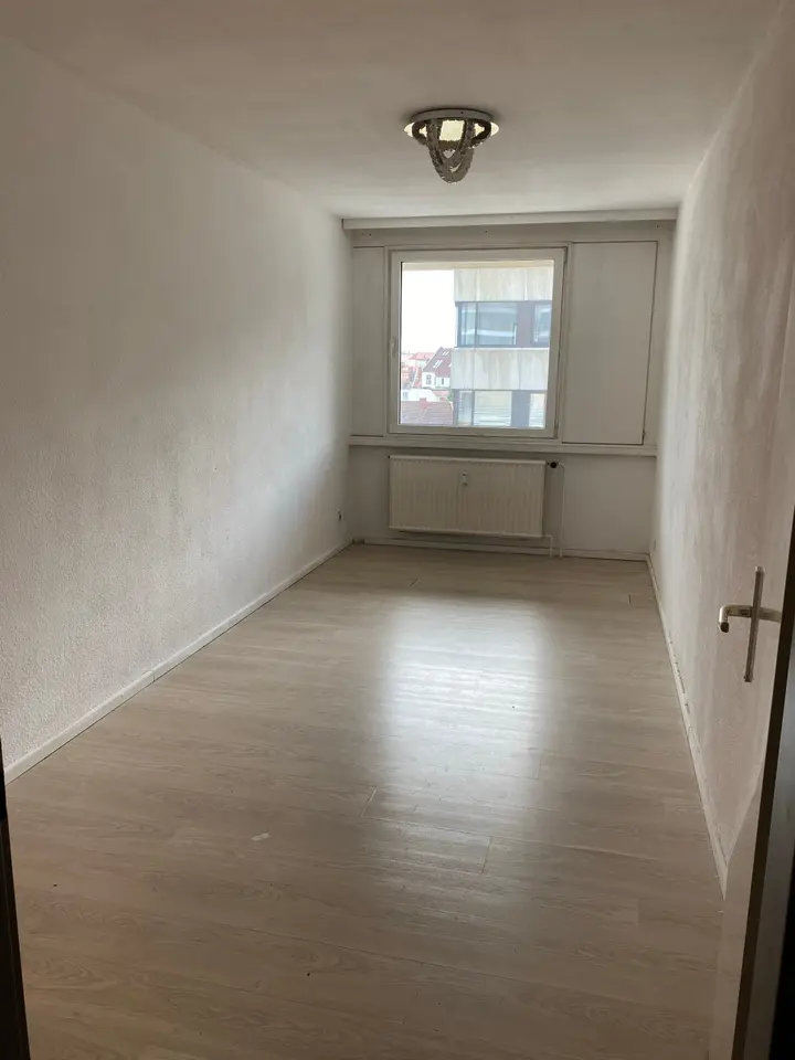 4 Zimmer Wohnung mit 96 m² in Hannover – Bild 8