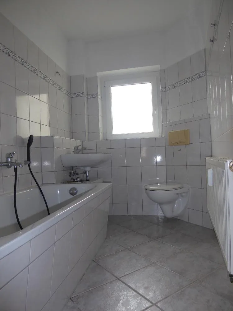 3 Zimmer Wohnung mit 63 m² in Plauen – Bild 12