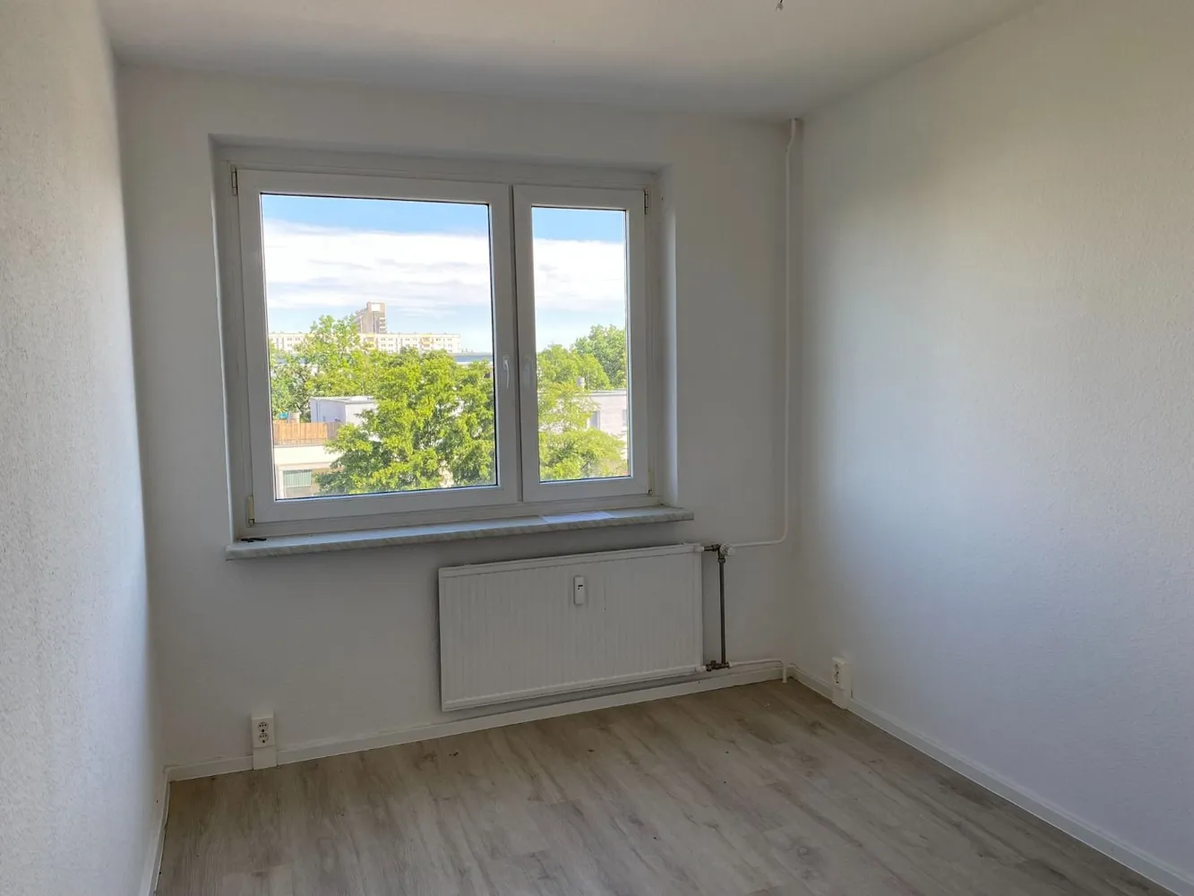 4 Zimmer Wohnung mit 70 m² in Halle (Saale) – Bild 1