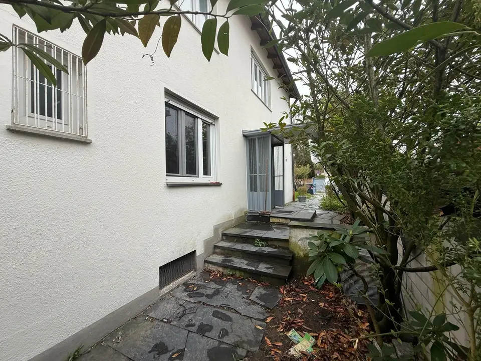 8 Zimmer Haus mit 220 m² in Erlangen – Bild 10