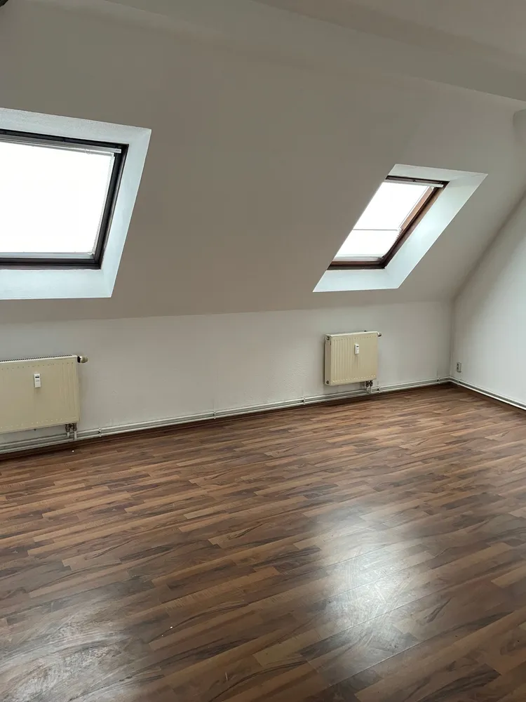 2 Zimmer Wohnung mit 64 m² in Halle (Saale) – Bild 1