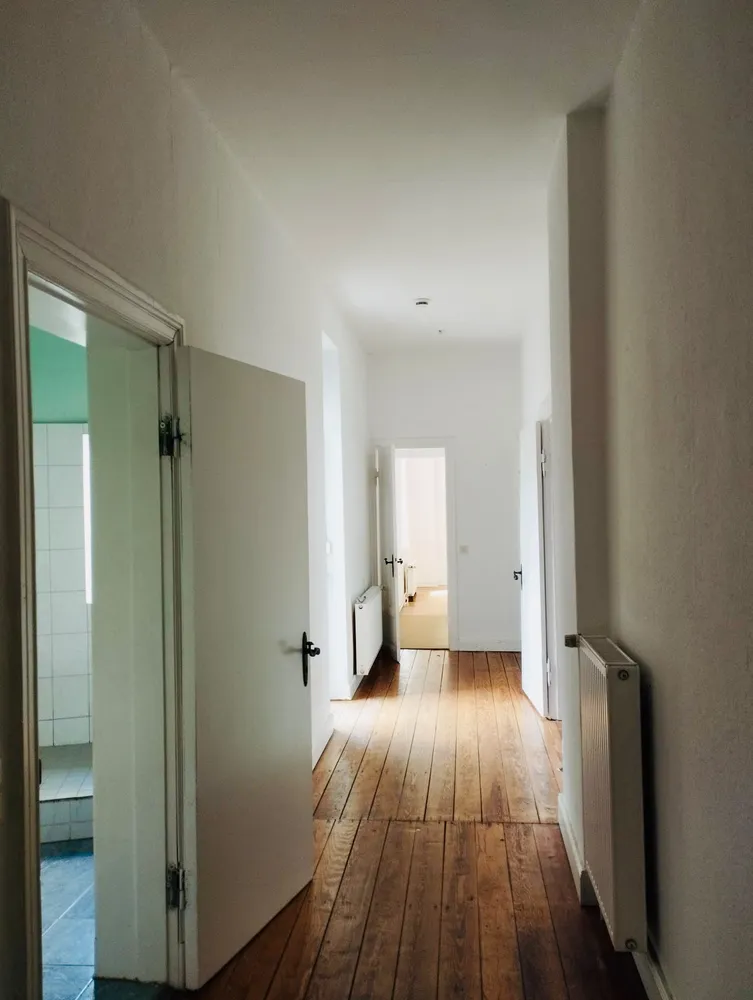 5 Zimmer Wohnung mit 93 m² in Lübeck – Bild 2