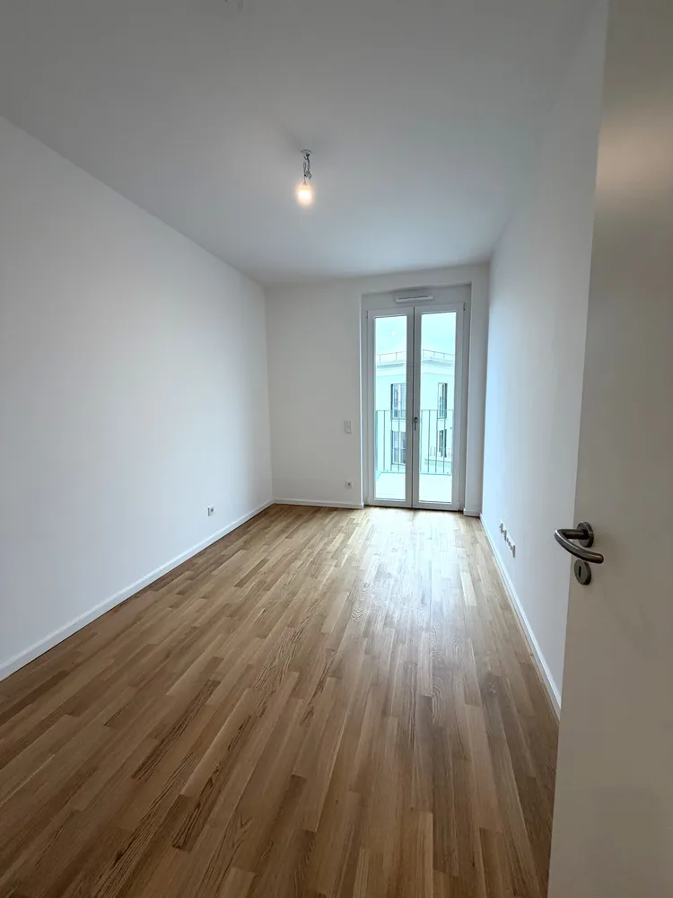 5 Zimmer Wohnung mit 130 m² in München – Bild 10