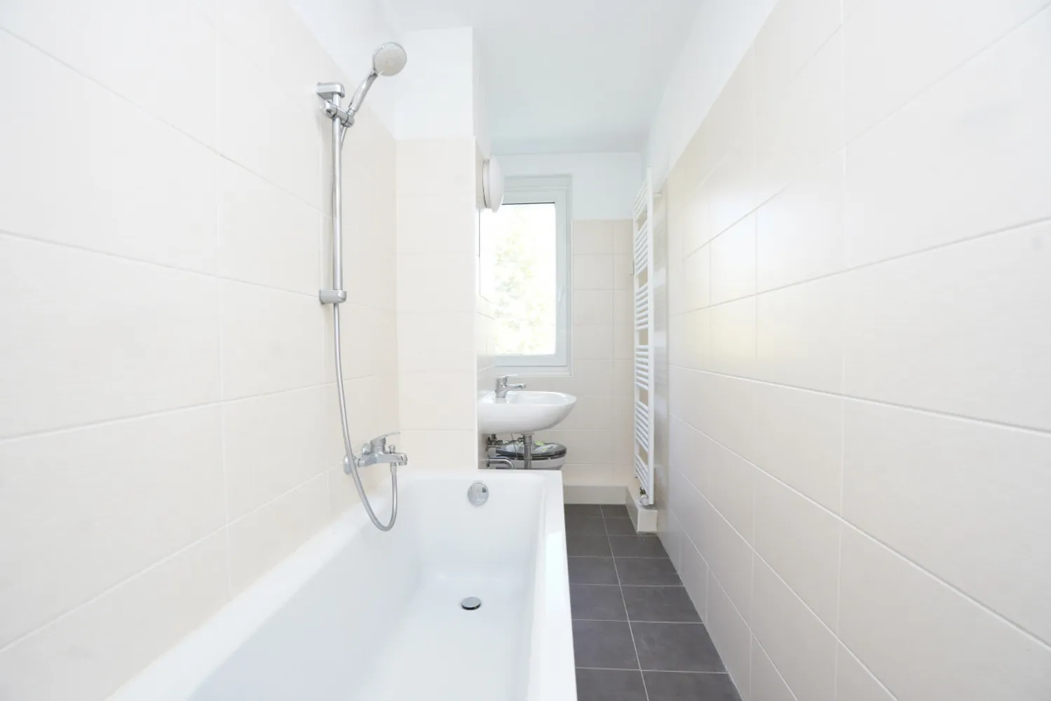 3 room apartment with 61 m² in Chemnitz – Photo 4